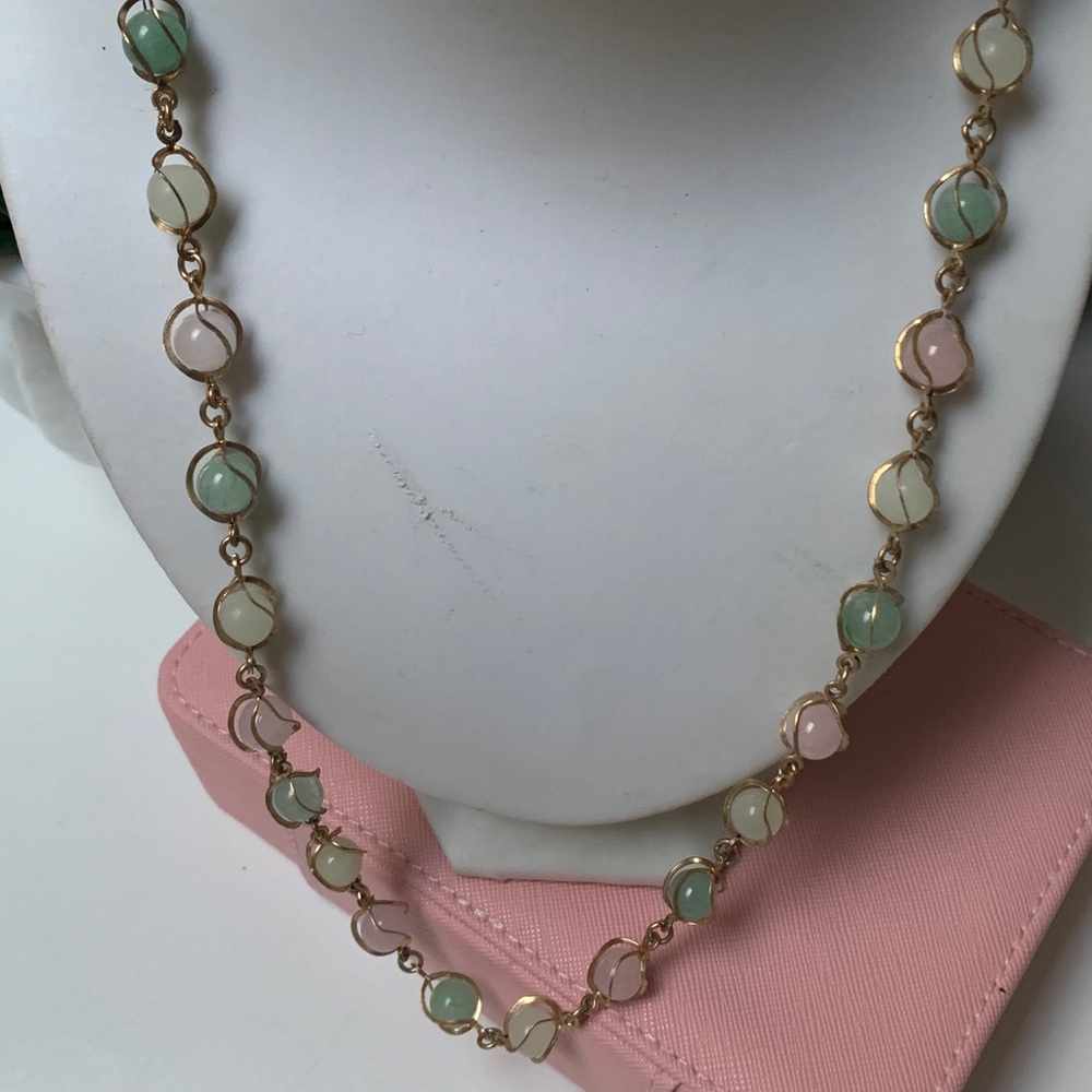 💖 SALE TODAY ONLY Vintage glass bead necklace